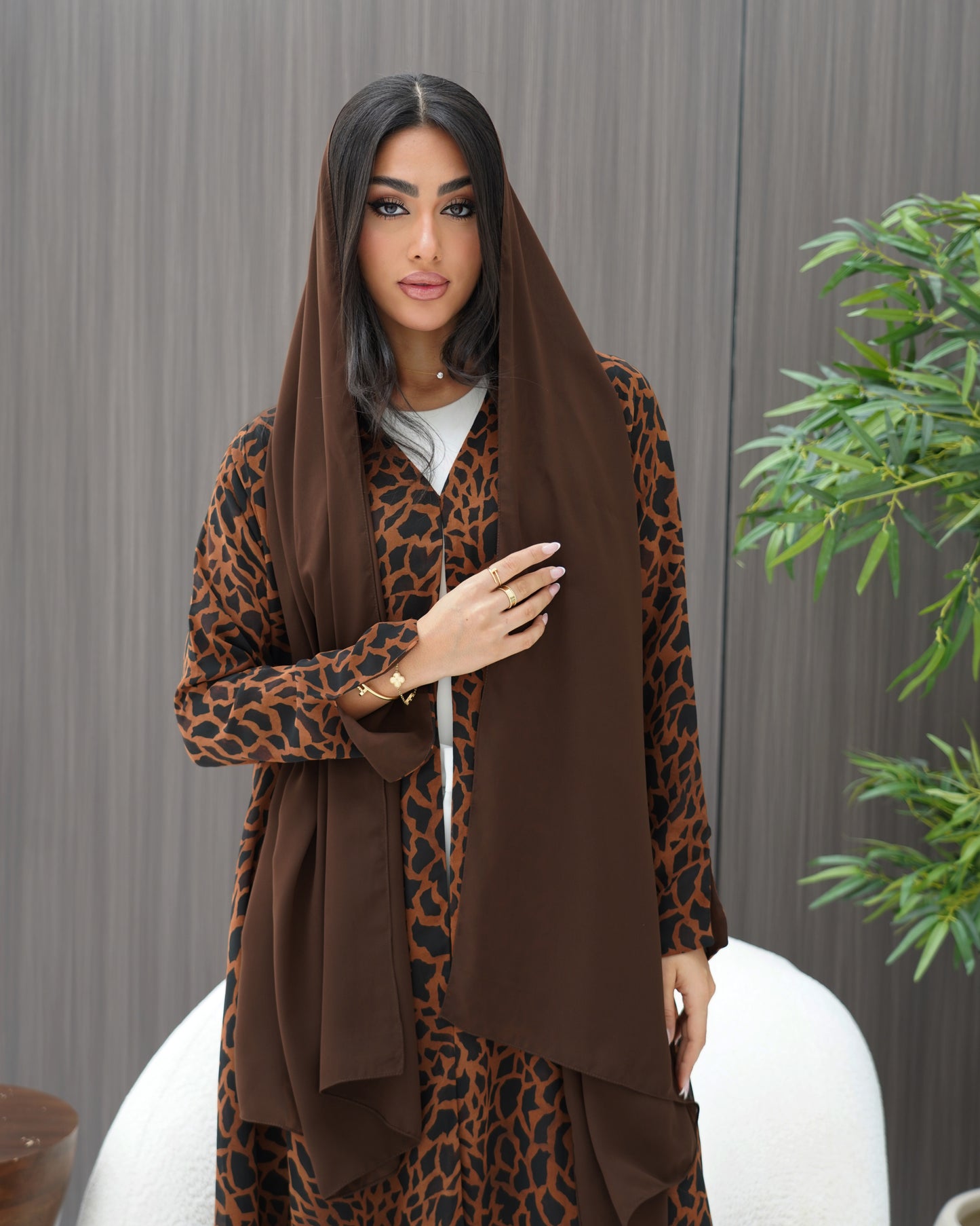 brown abaya