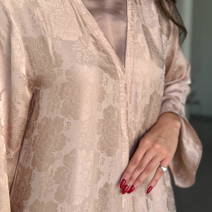 Beige silk abaya